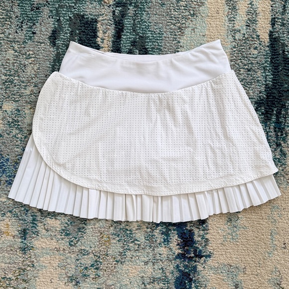 Sweaty Beaty White Match Play Tennis Skirt - size medium - Picture 1 of 5